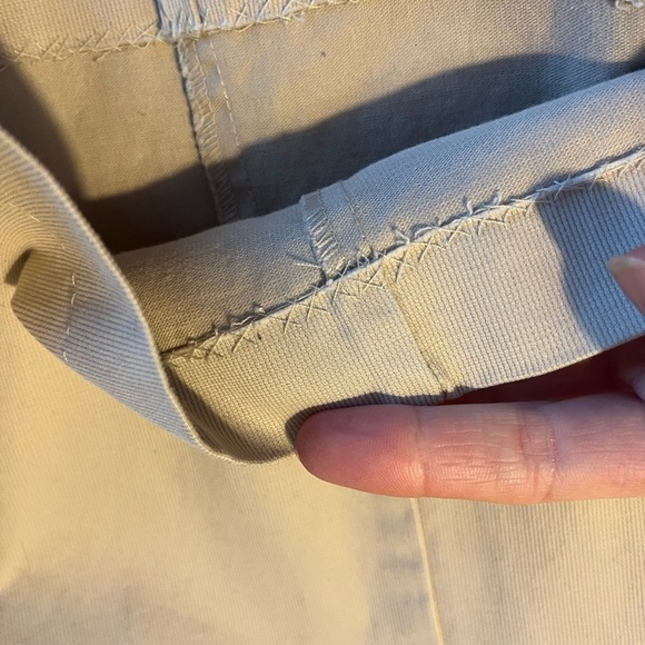 Liz Claiborne Audra Khaki Pants – Size 10, Wide Leg, Beige Cotton, Hemmed - Picture 6 of 11
